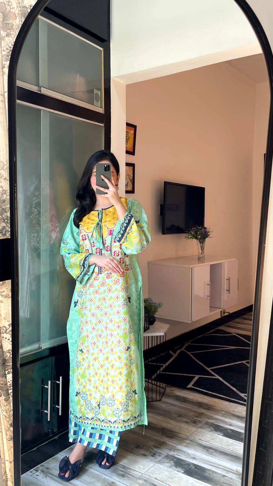 2-Piece Silky Lawn